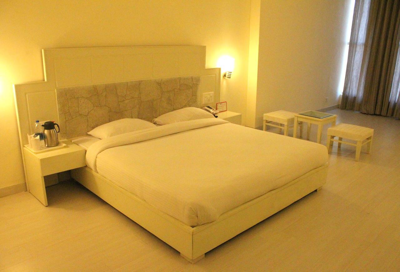 Eagle Motel Rājpura Rom bilde