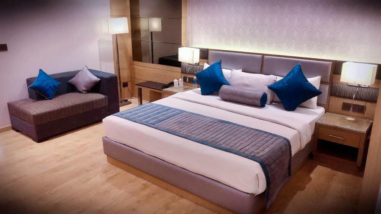 Eagle Motel Rājpura Eksteriør bilde
